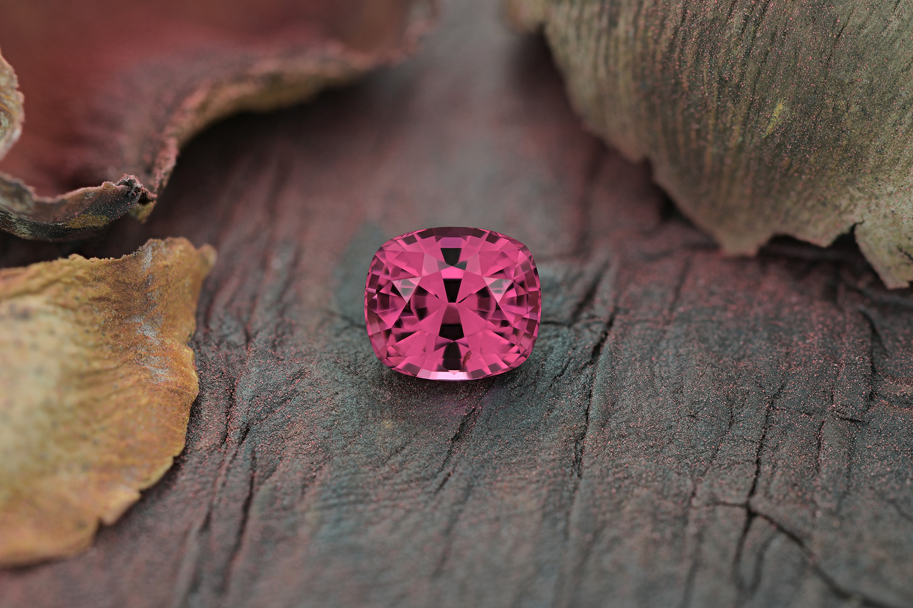 Pink spinel on sale